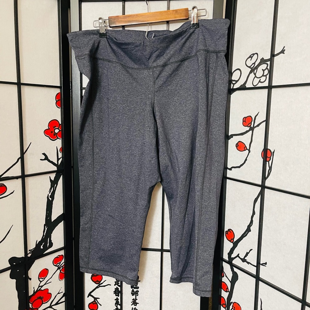 COPY - 5 for 1 Active wear pants/capris from Old …